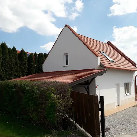 度假居 Mesgye 巴拉顿诺尔马迪