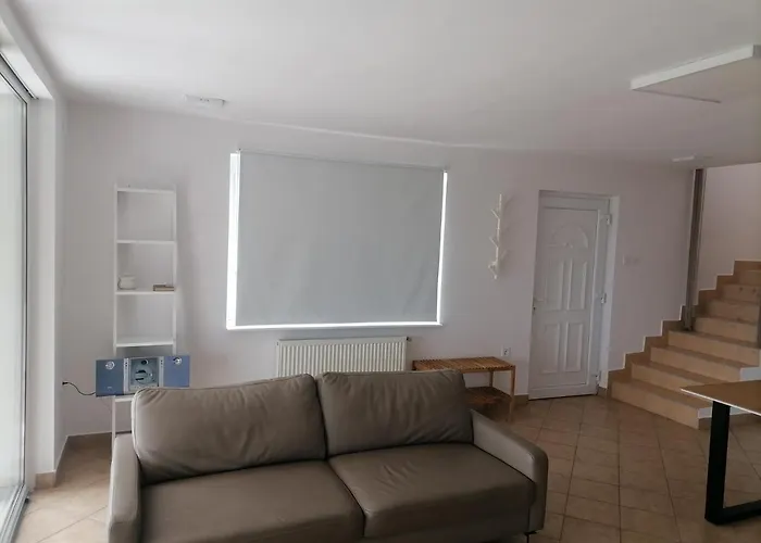 Mesgye * 巴拉顿诺尔马迪