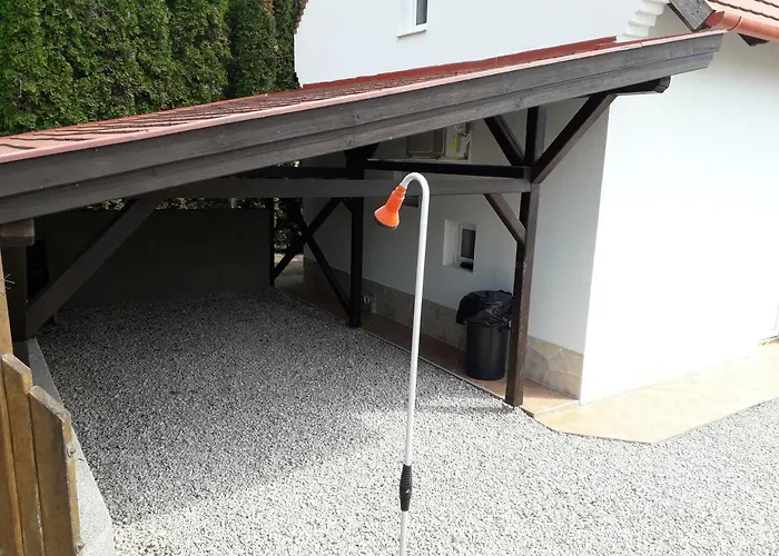 Case de vacanță Mesgye Balatonalmádi